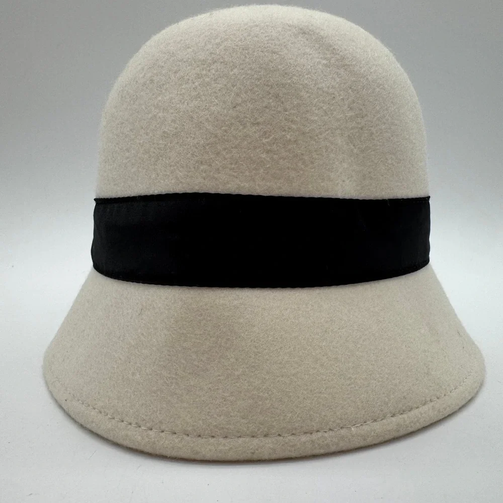 Gymboree Girls Cream Wool Cloche Hat With Black Bow Size 12-24 Months NWT